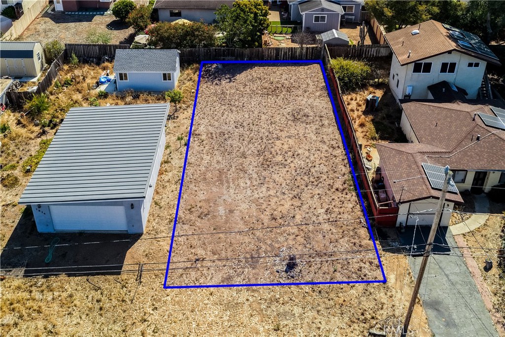 1852 12th Street Property Photo 1