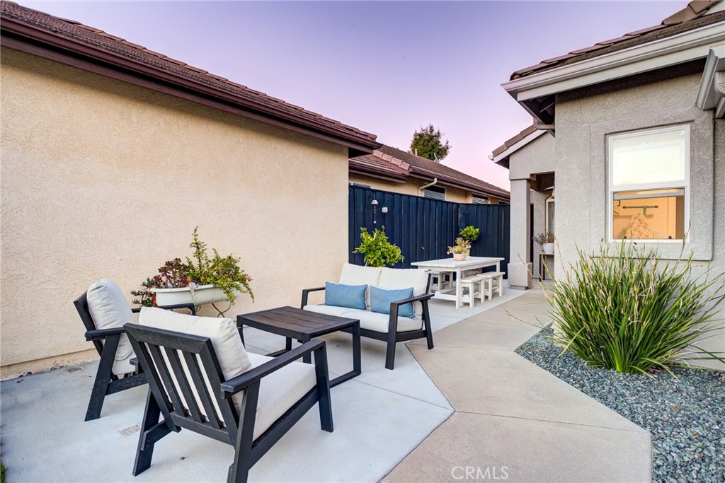 519 Starlight Property Photo 3