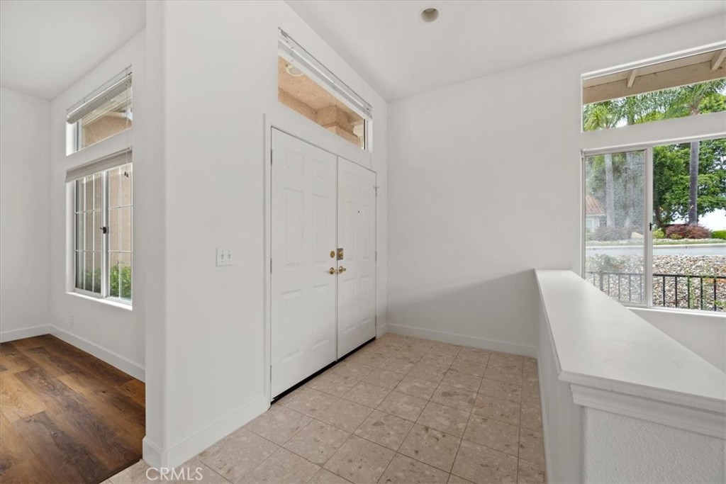 486 Misty View Way Property Photo 5