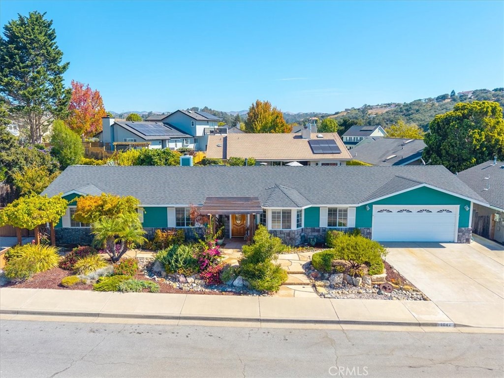 1047 Robin Circle Property Photo 1