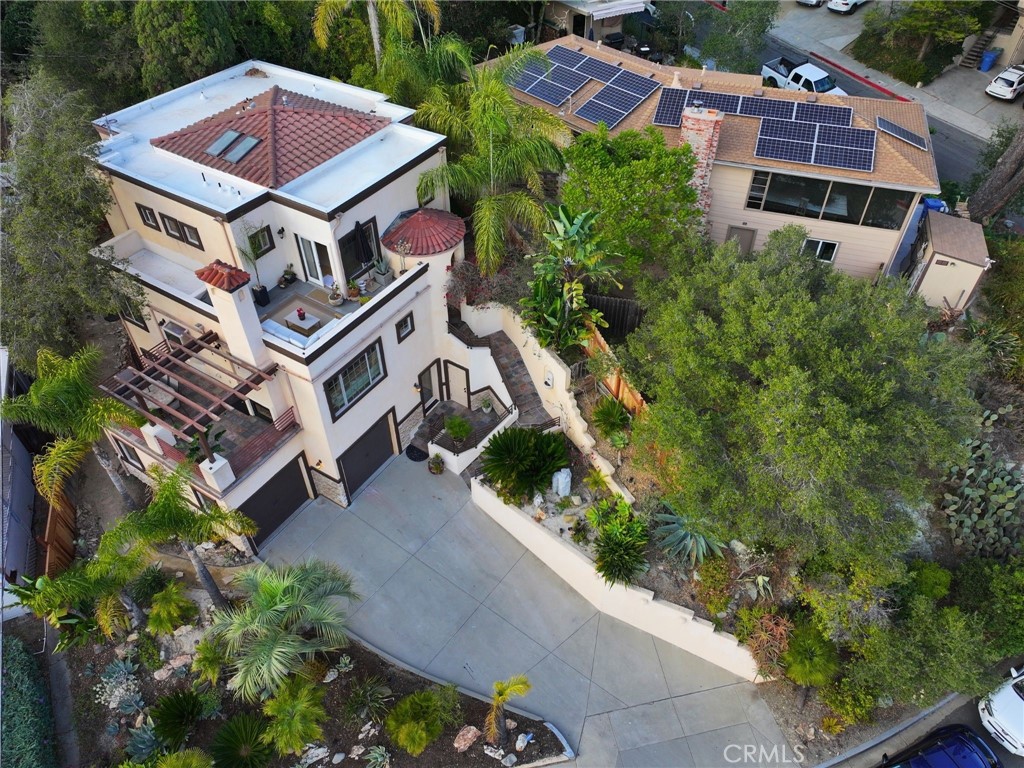 2176 Santa Ynez Ave. Property Photo 2