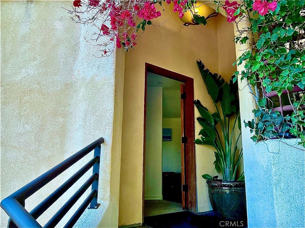 2176 Santa Ynez Ave. Property Photo 6