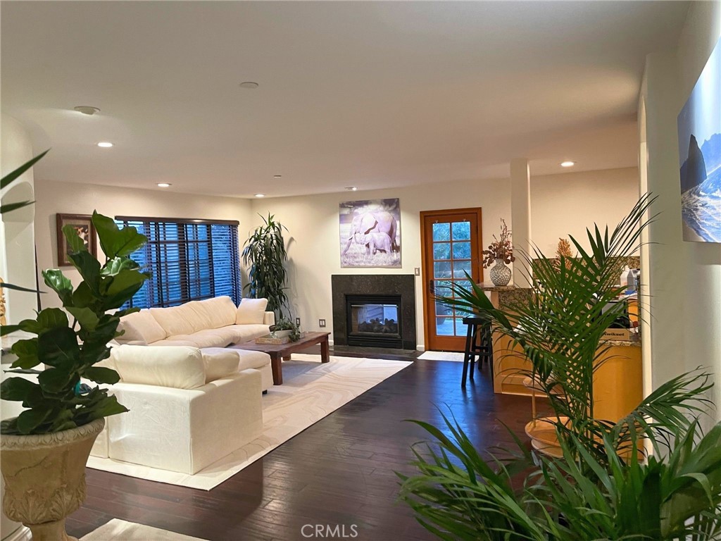 2176 Santa Ynez Ave. Property Photo 9
