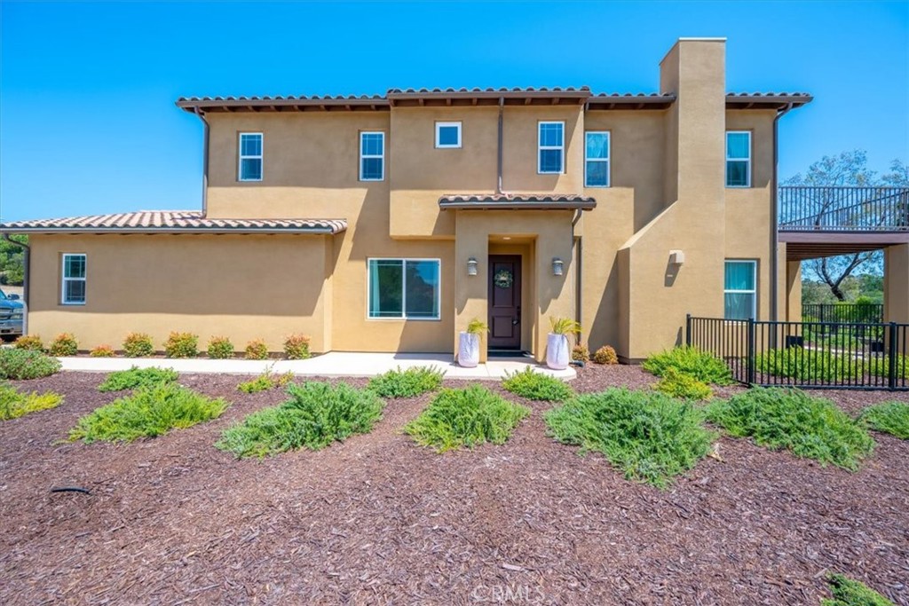 200 Oak Hill Property Photo 1