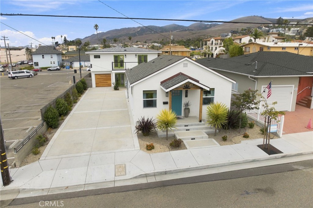 341 Main Property Photo 3