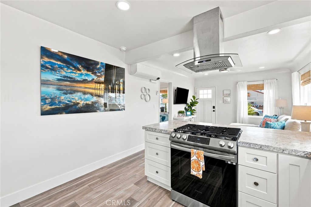341 Main Property Photo 16