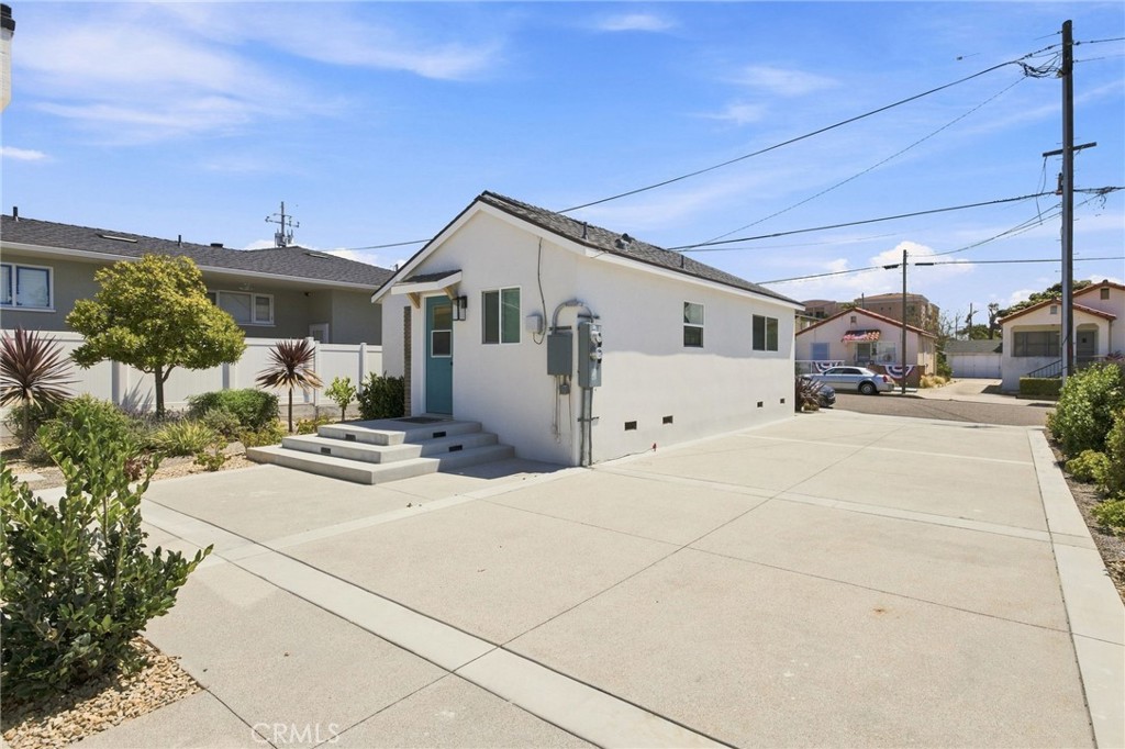 341 Main Property Photo 29