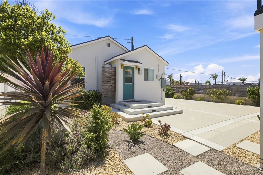 341 Main Property Photo 30