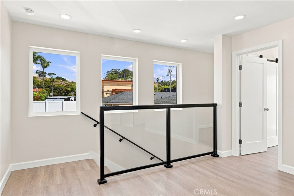 341 Main Property Photo 35