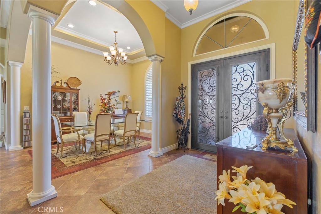 2579 Meadow View Property Photo 6