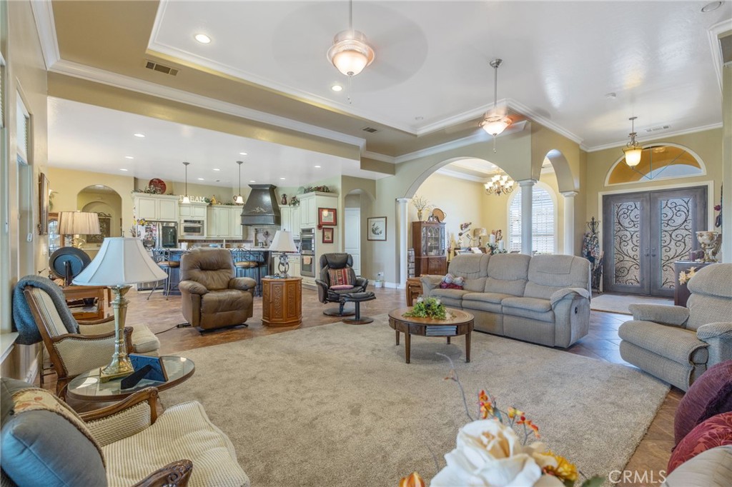 2579 Meadow View Property Photo 15