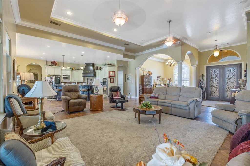 2579 Meadow View Property Photo 15