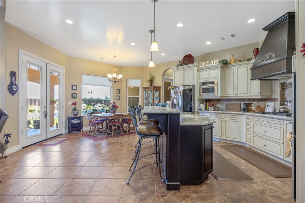 2579 Meadow View Property Photo 16
