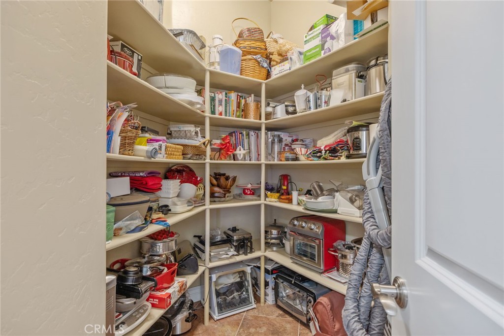 2579 Meadow View Property Photo 26