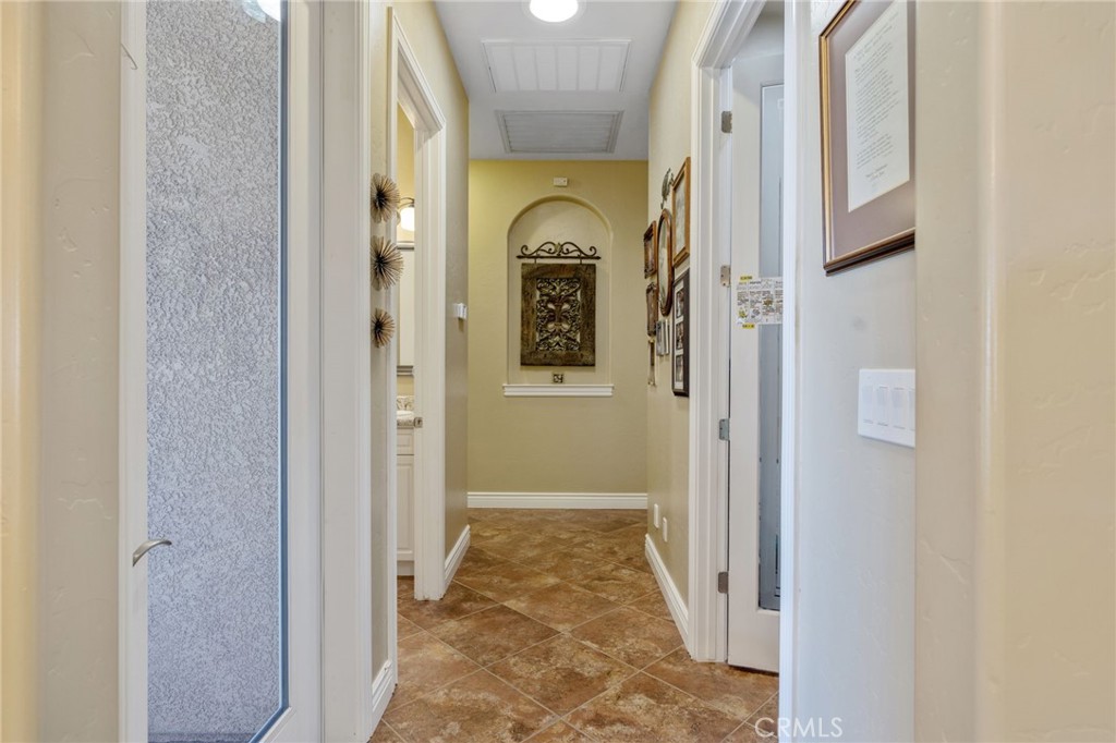 2579 Meadow View Property Photo 27