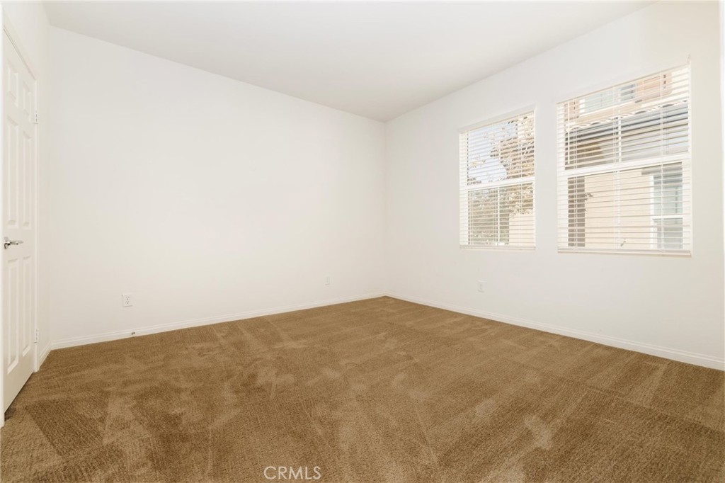 20509 Hazelnut Court Property Photo 14