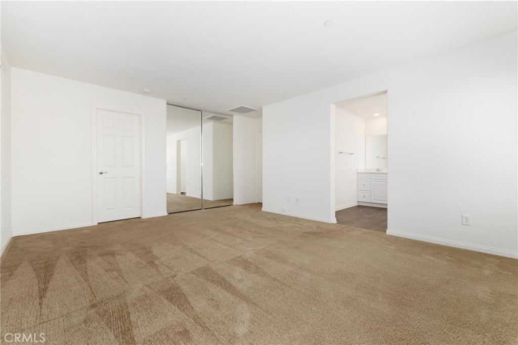 20509 Hazelnut Court Property Photo 18