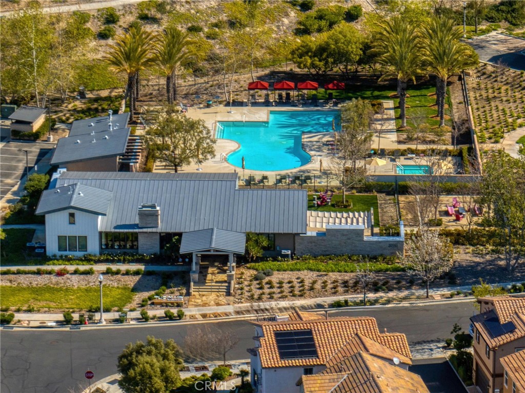 20509 Hazelnut Court Property Photo 29