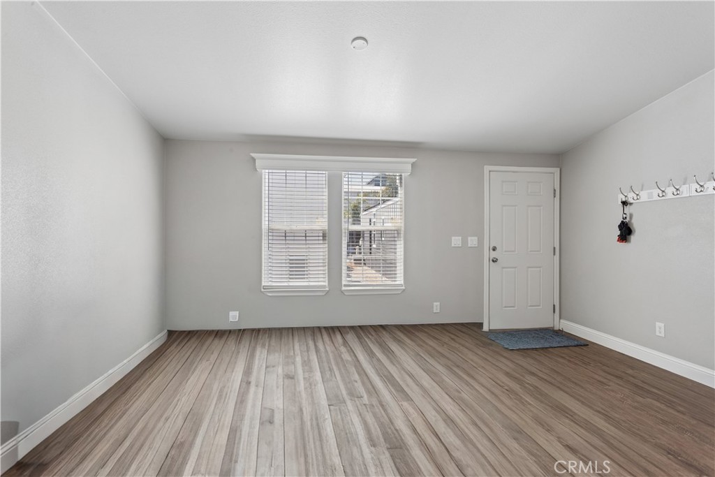 145 South Street B17 Property Photo 15