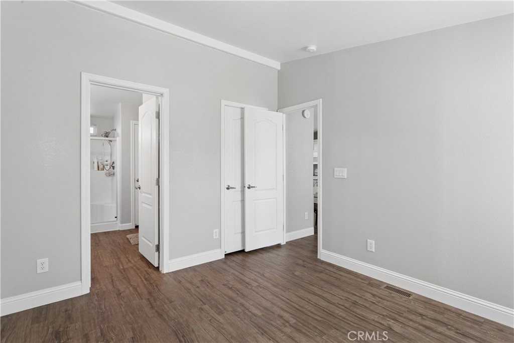 145 South Street B17 Property Photo 19