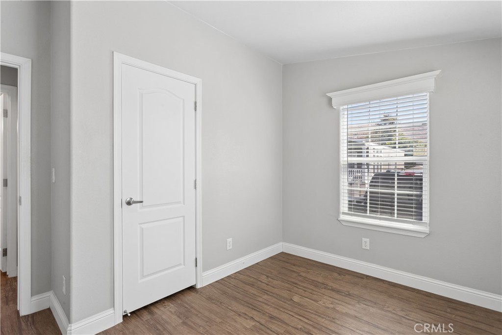 145 South Street B17 Property Photo 23