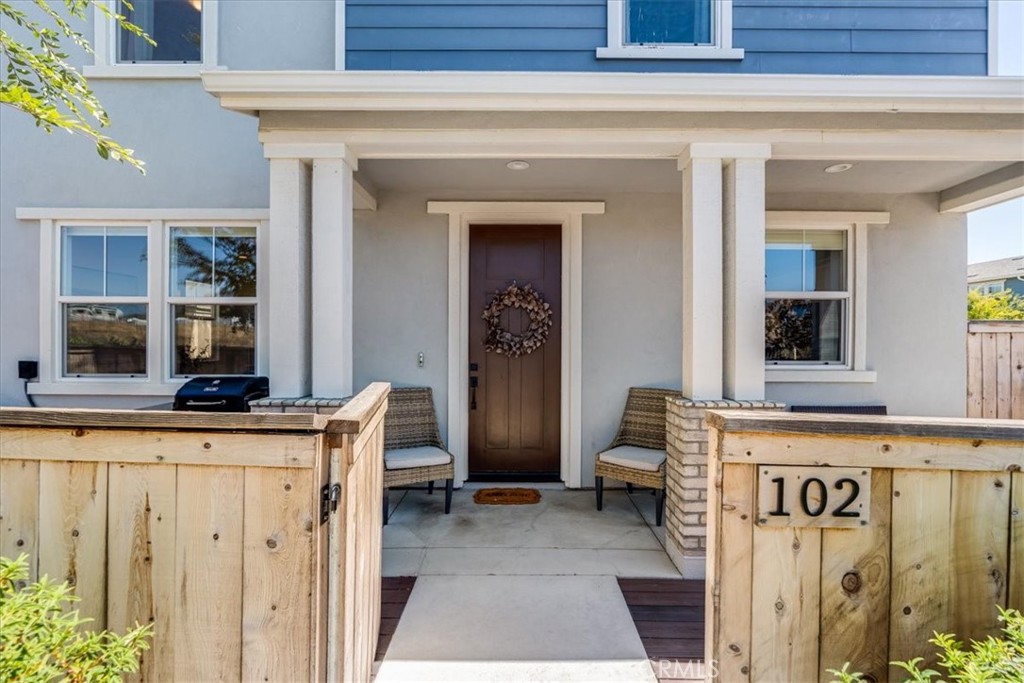 102 Earthwood Property Photo 8
