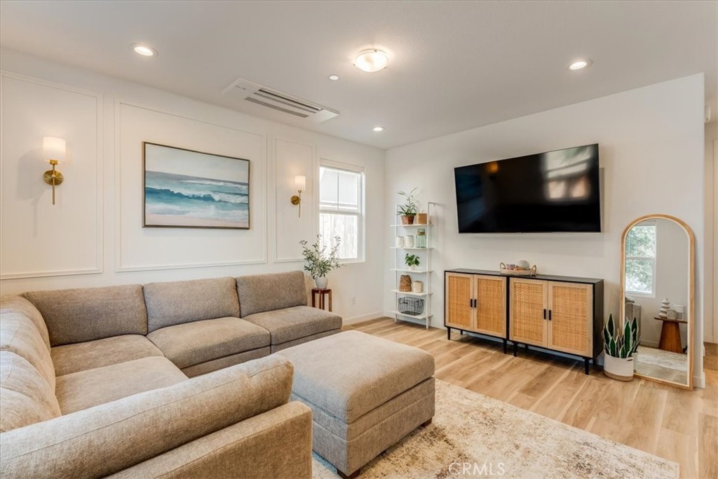 102 Earthwood Property Photo 13