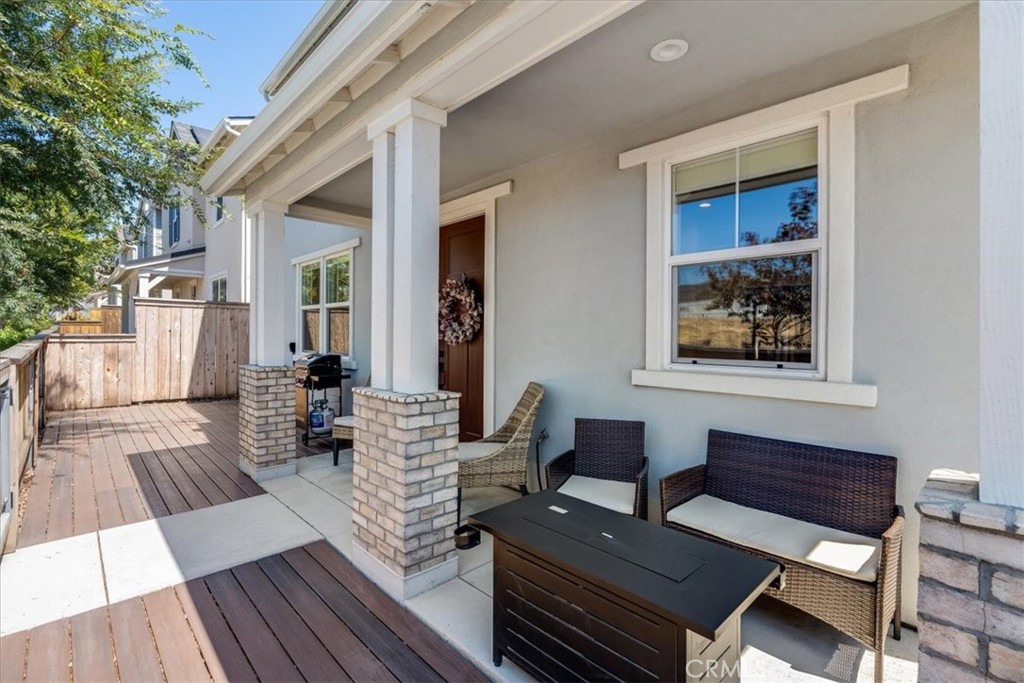 102 Earthwood Property Photo 37