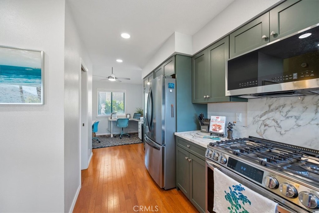 2225 Cranesbill Property Photo 27