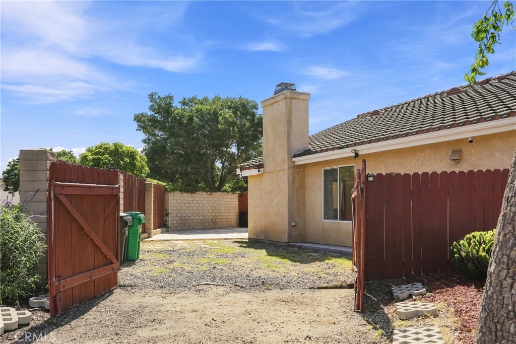 1834 Duke Property Photo 4