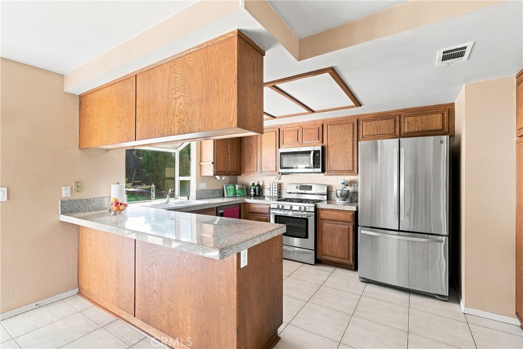 4390 Valley Drive Property Photo 10