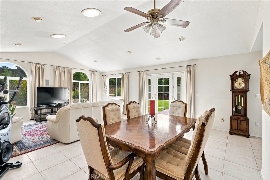 4390 Valley Drive Property Photo 18