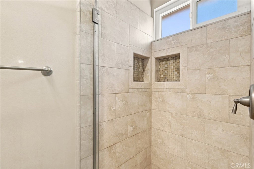 4390 Valley Drive Property Photo 27
