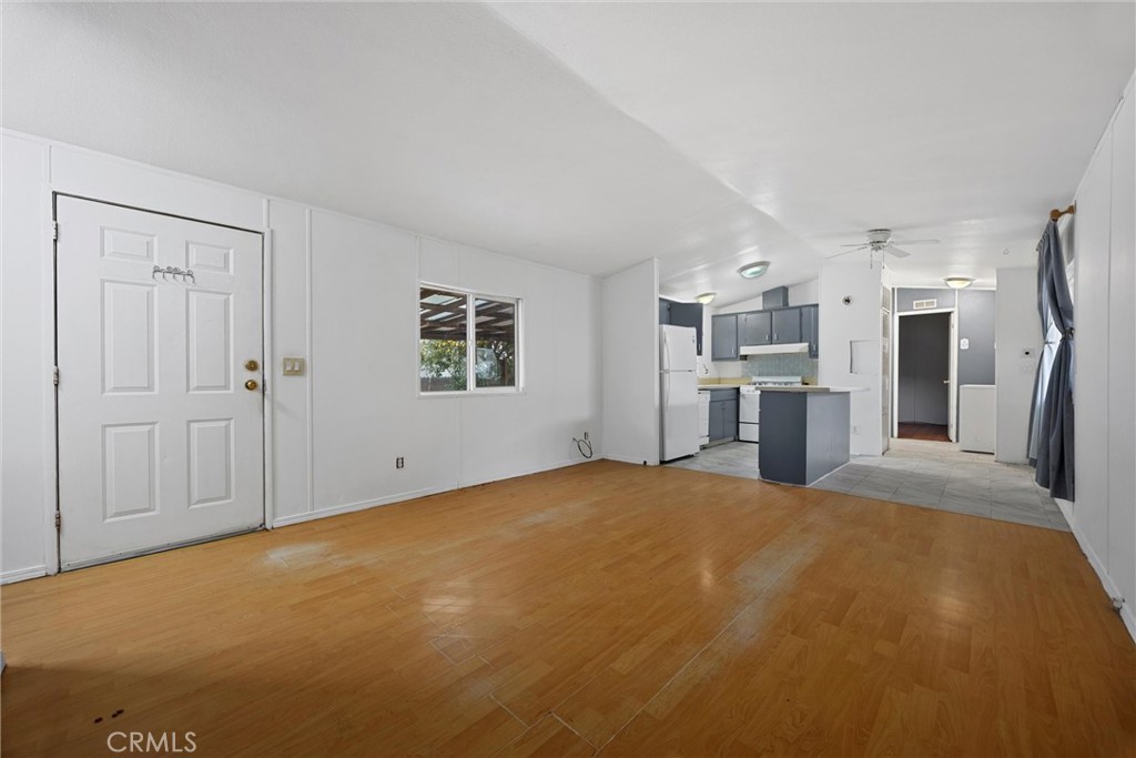 14035 Rosedale Highway 7 Property Photo 4