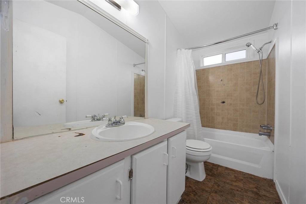 14035 Rosedale Highway 7 Property Photo 14