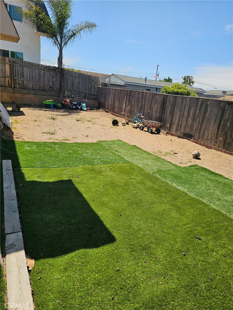 956 S 13th Property Photo 4