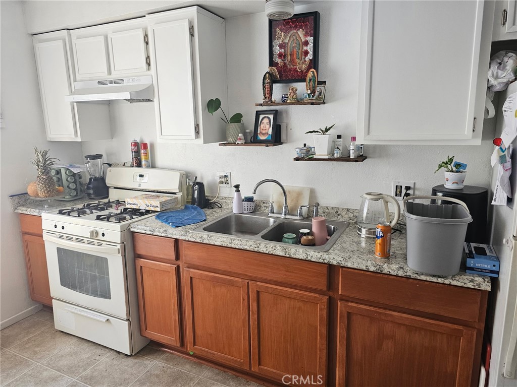 956 S 13th Property Photo 10