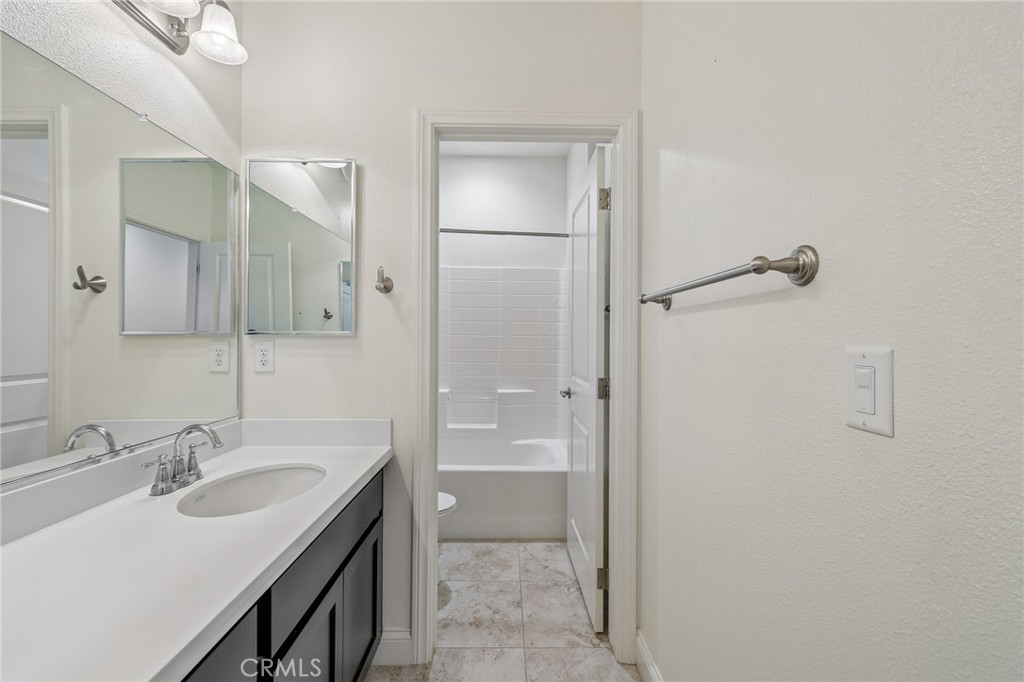 9381 Cielo Azul Court Property Photo 19