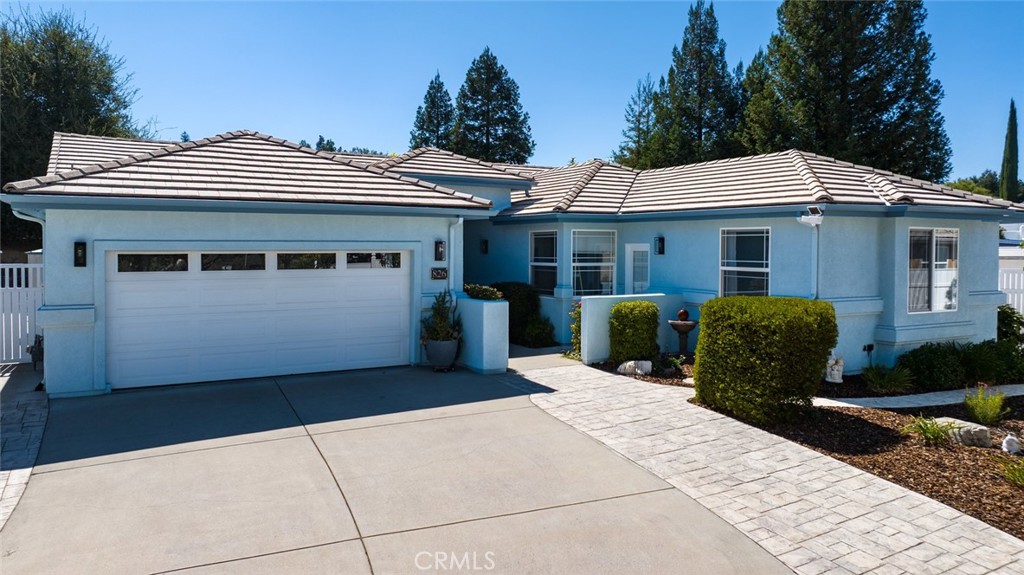 826 Oxen Property Photo 1