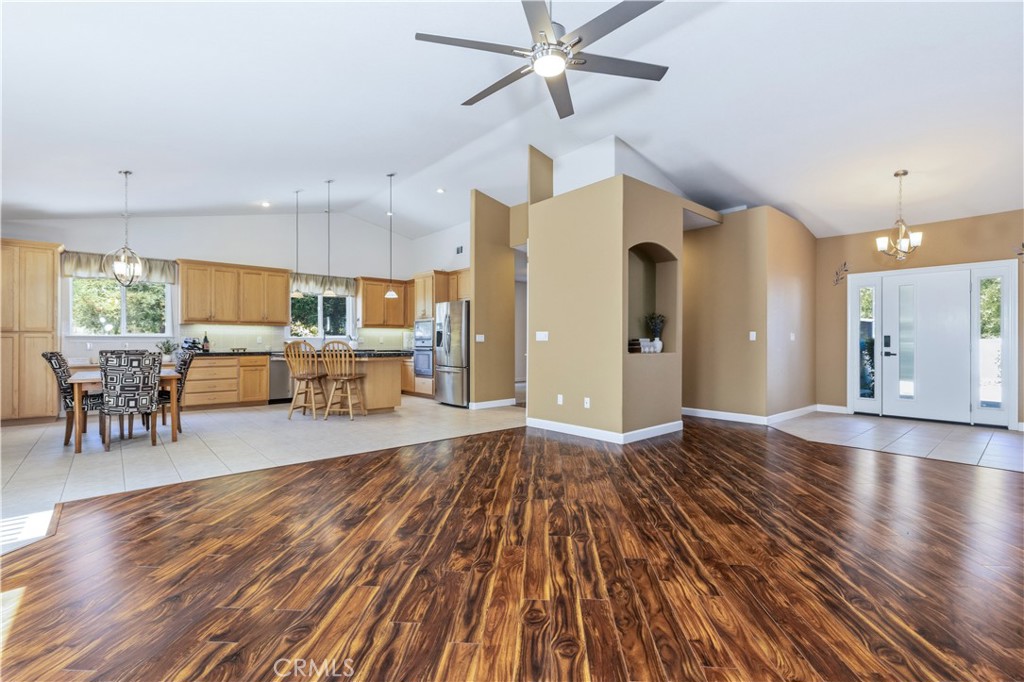 826 Oxen Property Photo 7