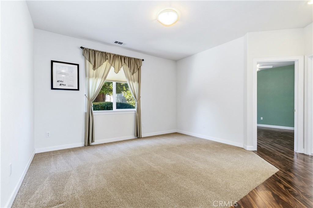 826 Oxen Property Photo 14