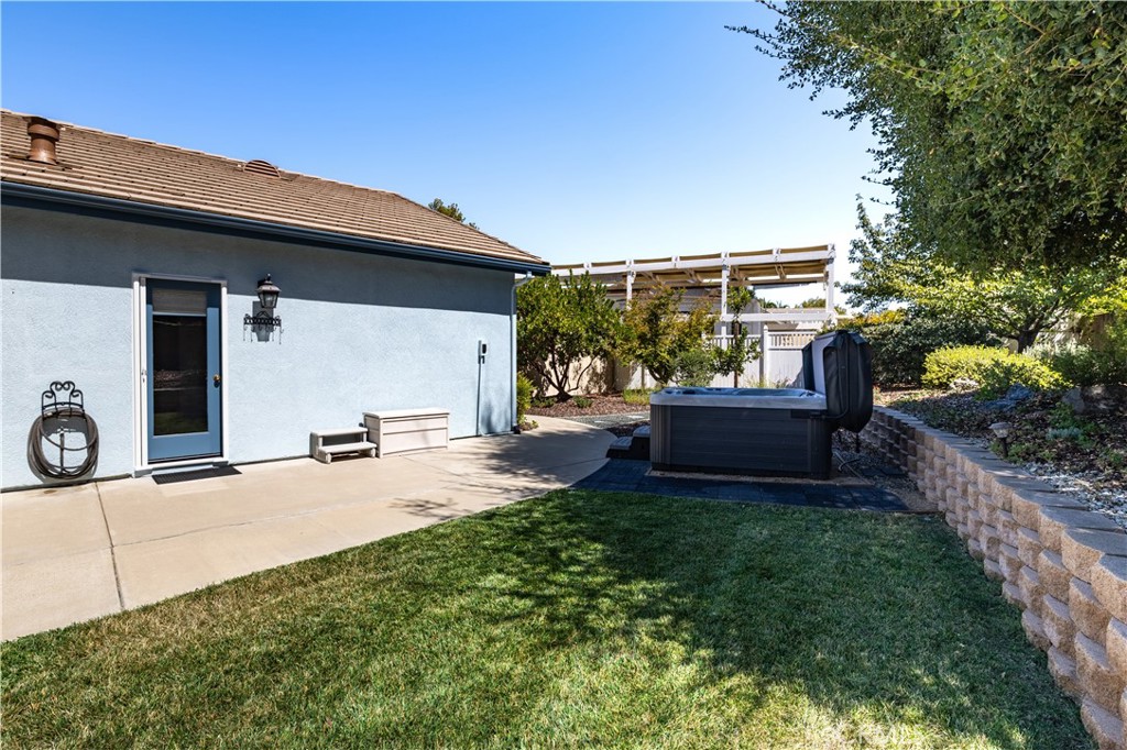 826 Oxen Property Photo 33