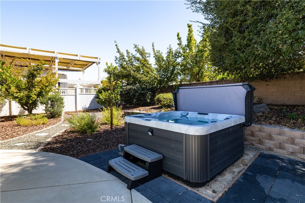826 Oxen Property Photo 35