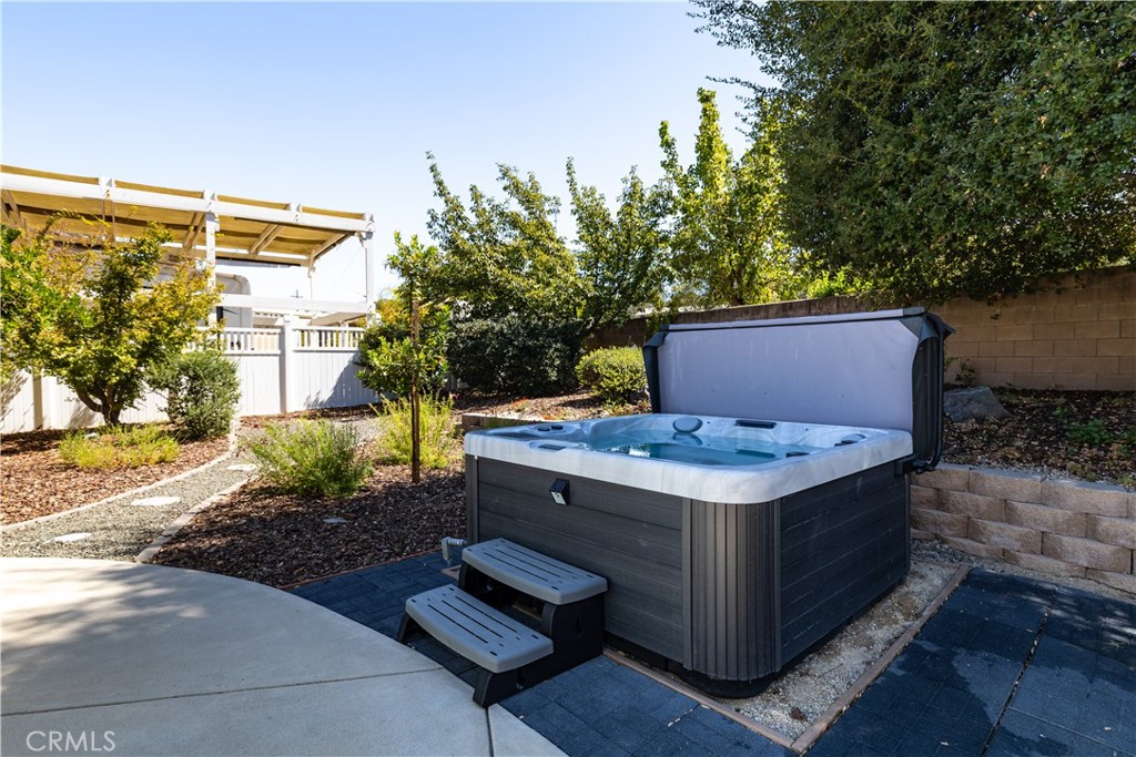 826 Oxen Property Photo 35