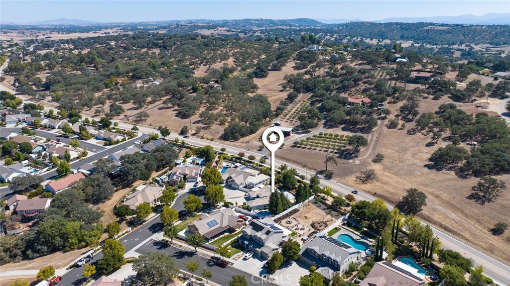 826 Oxen Property Photo 39