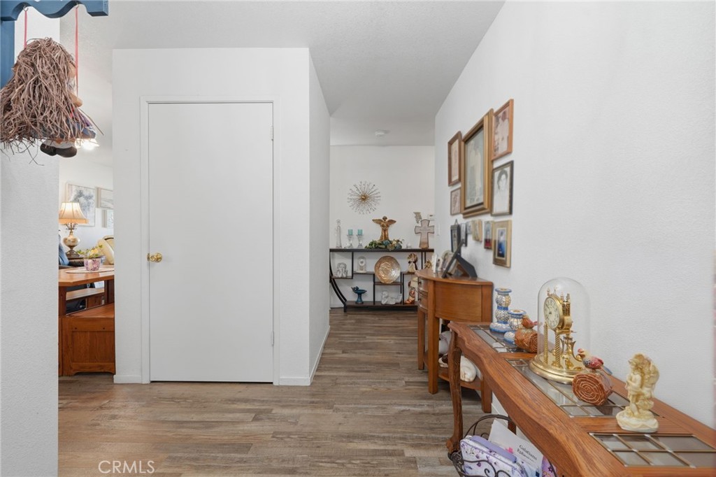 1208 South Property Photo 15