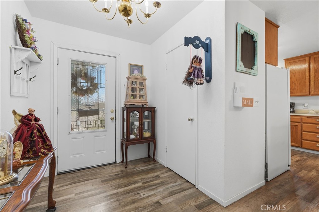 1208 South Property Photo 16