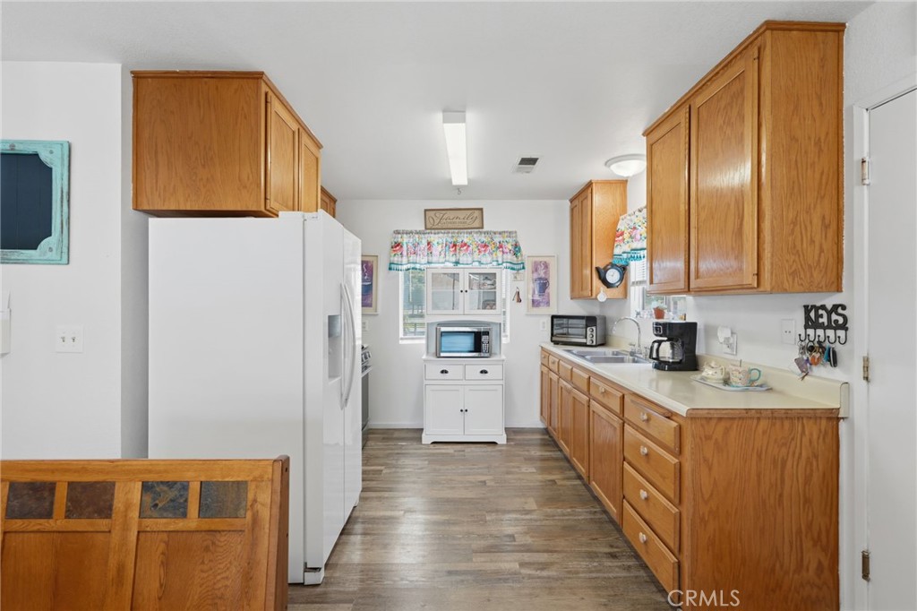 1208 South Property Photo 25
