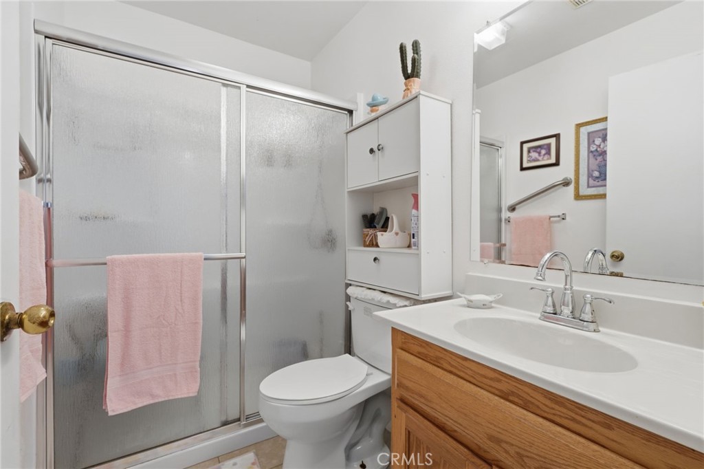 1208 South Property Photo 32