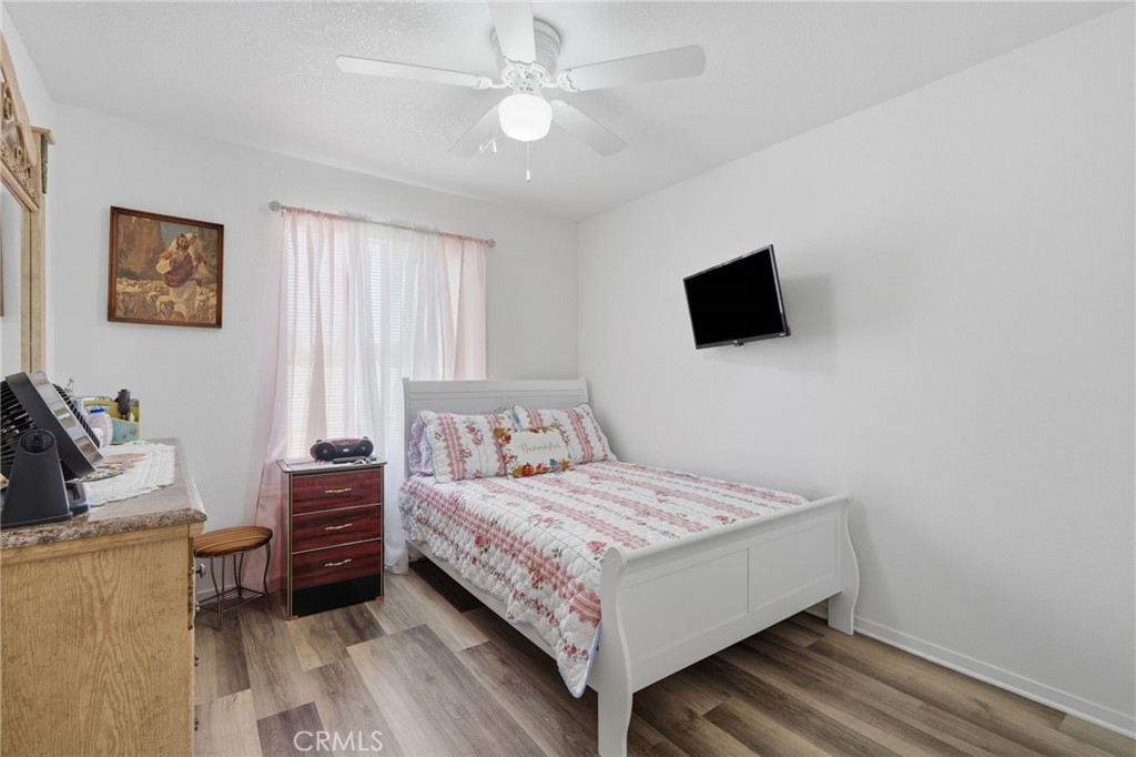 1208 South Property Photo 33